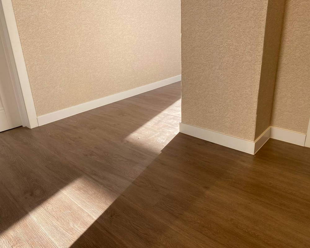 Плинтус ХДФ Dollken Cubu Flex Life 100 мм х 2,5 м 1013 (5012) Белый