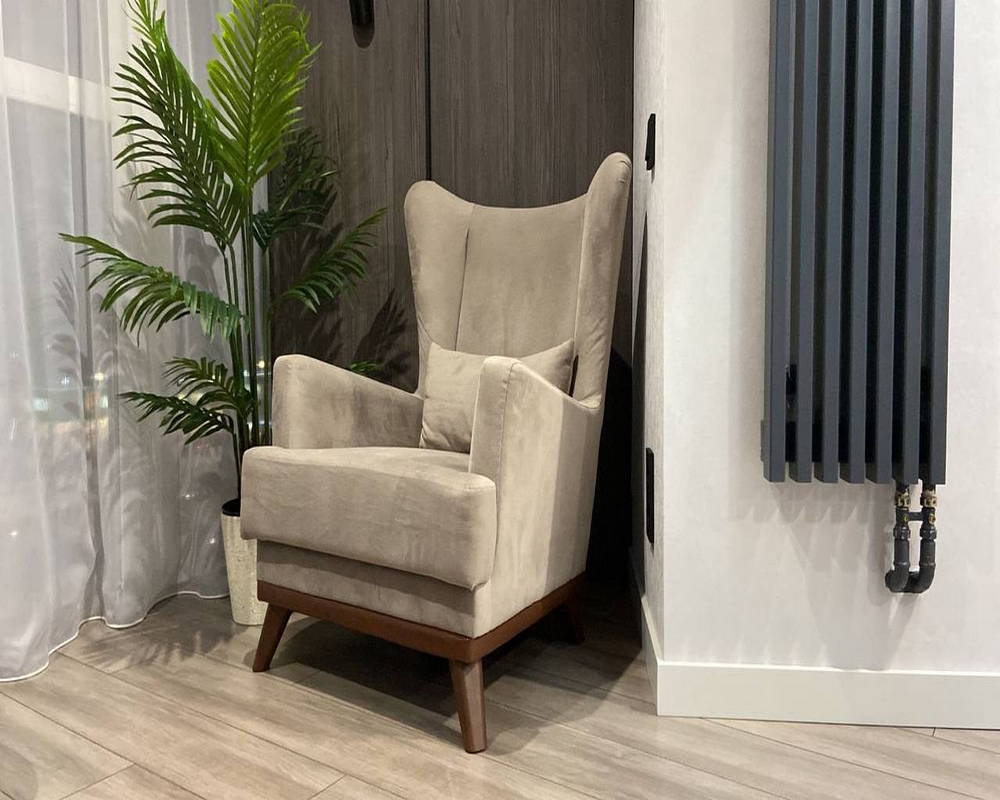 Плинтус из полистирола высокой плотности Волшебная Палочка. Окрашенная. 80мм 2м. RAL 1013