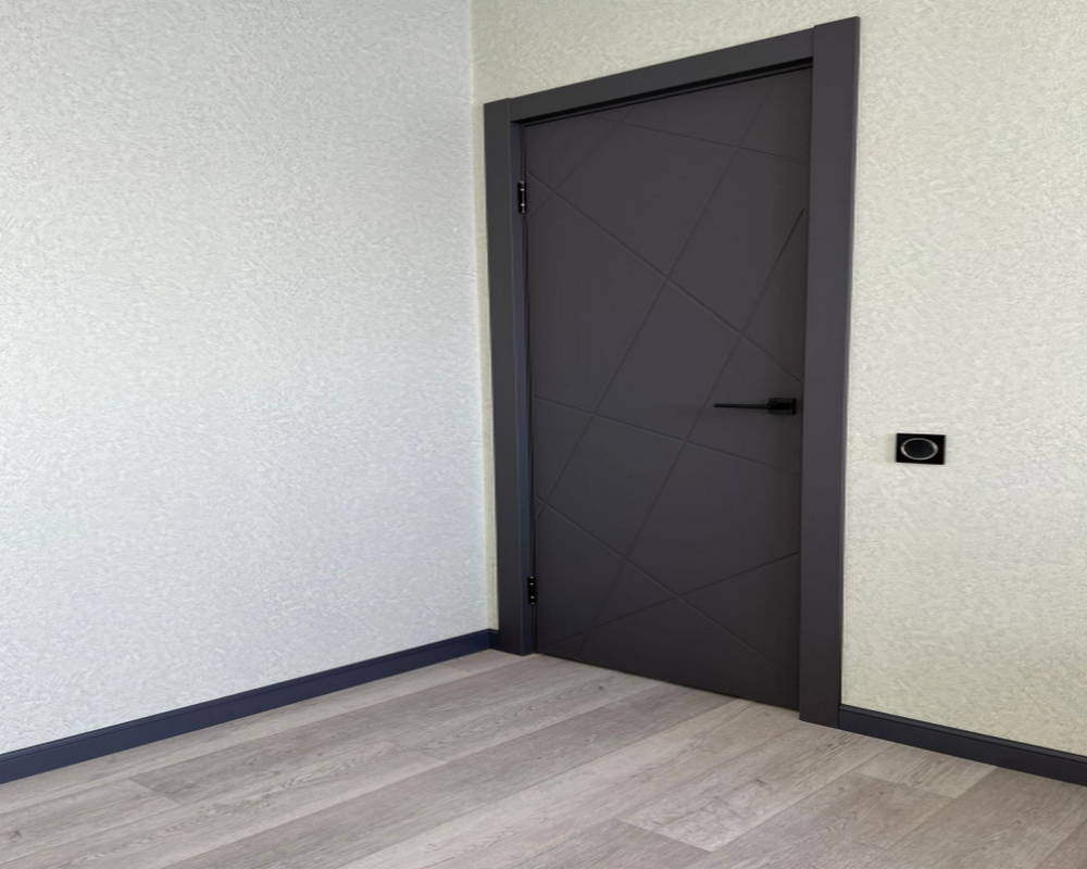 Плинтус напольный Salag Alpha 65*17*2200 мм AP6603 Чёрный