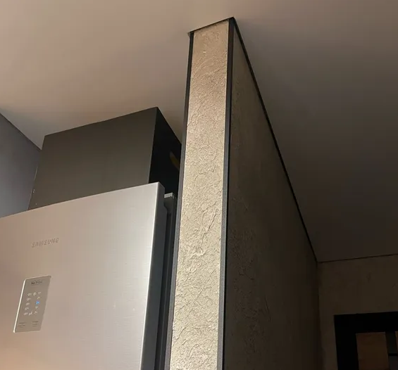 Профиль угловой Волшебная палочка Expert MSUPE 04-27.2700.15 15*15мм 2,7м Черный