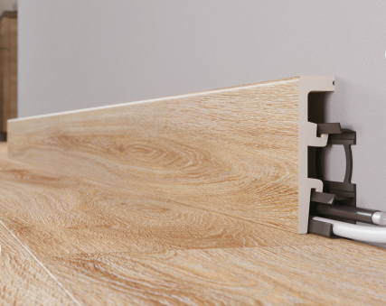 Плинтус напольный Arbiton Integra 05 Дуб Сити