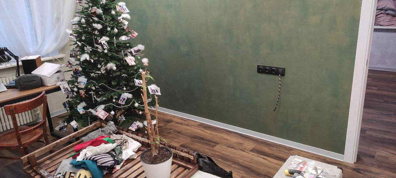 Плинтус ХДФ Dollken S100 100 мм х 2,575м 1248 Бело-серый