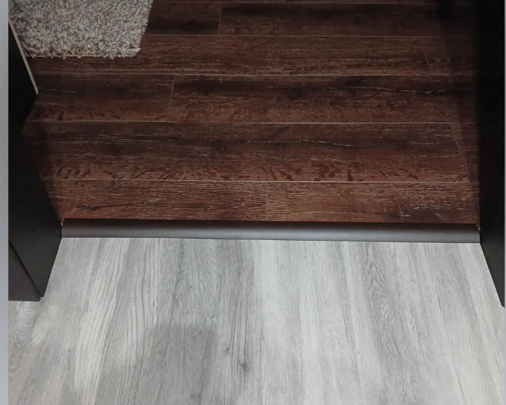 Порог одноуровневый ПС 04-3.1800.15 Черный