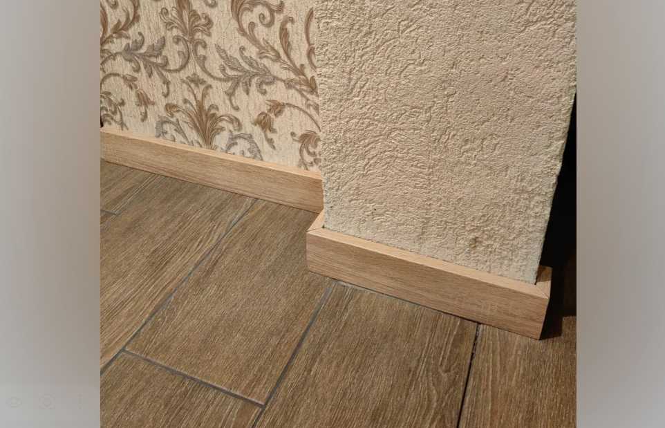 Плинтус МДФ Лука Пл 100-1МДФ.2700.Point line 24087 Дуб беленый