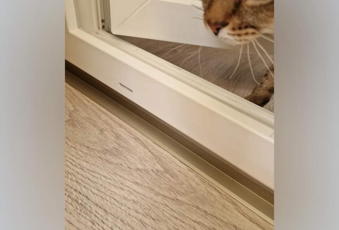 УВО 18-27.2700.R128 20*20 Дуб престиж