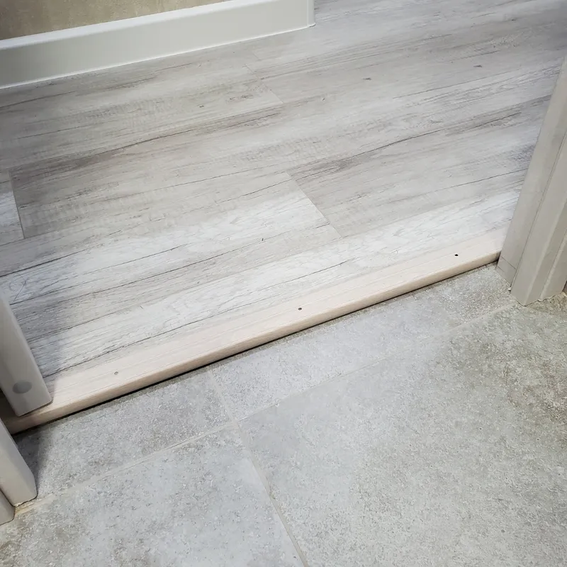 Порог угловой ПУ 06.2700.283 Бук