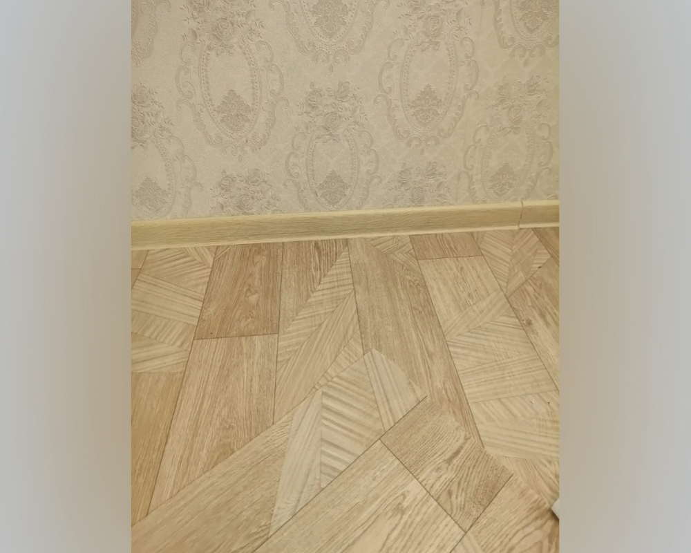 Плинтус ПВХ MAGIC STIСK 77мм 2,2 м MS12 Ятоба