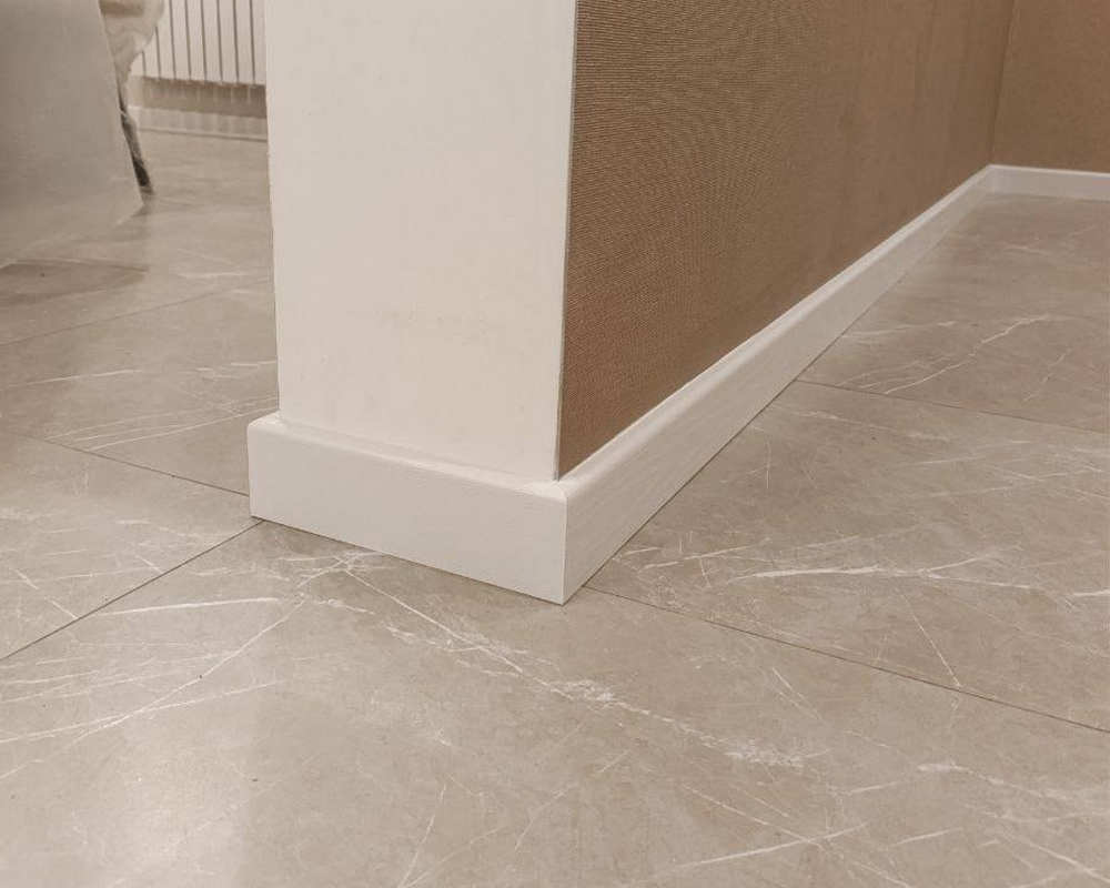 Плинтус МДФ Волшебная палочка. Гарден .145 Белоснежный ясень