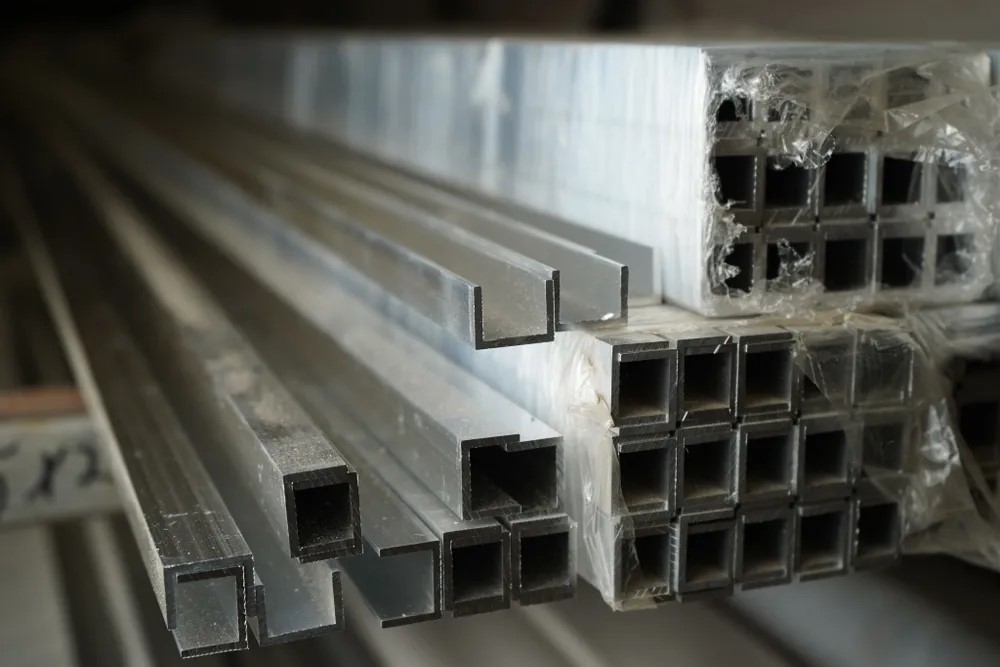 Швеллер 10х12х10 мм Шв 02.2000.500 Без окраса