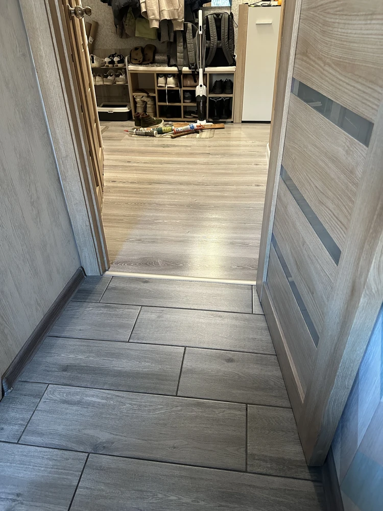 Порог разноуровневый ПР 06.900.059 0,9 м Бетон скай