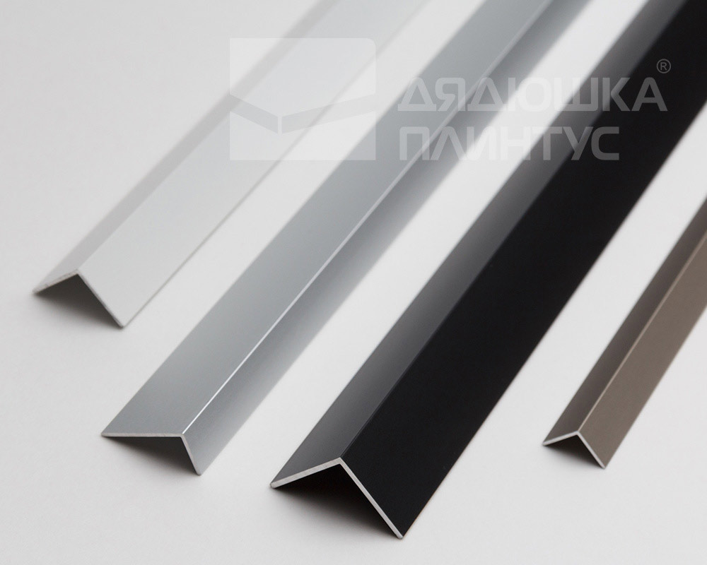 Профиль угловой Волшебная палочка Expert MSUPE 06-27.2700.15 20*20мм 2,7м Черный