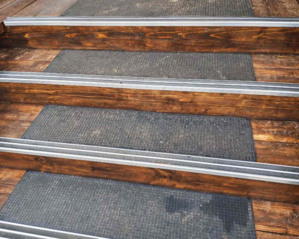 Порог одноуровневый ПС 08-1.900.02л Залото анод