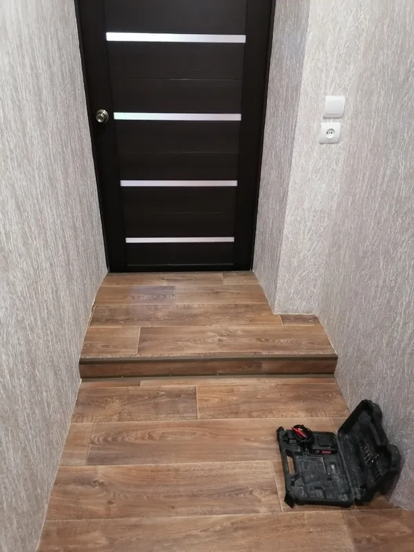 Порог угловой ПУ 05-1.900.086 Пробка