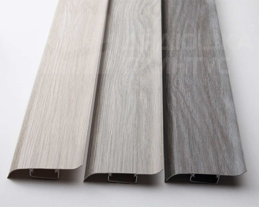 Плинтус ПВХ Идеал Классик 70мм 2,2м 208 Дуб мокко