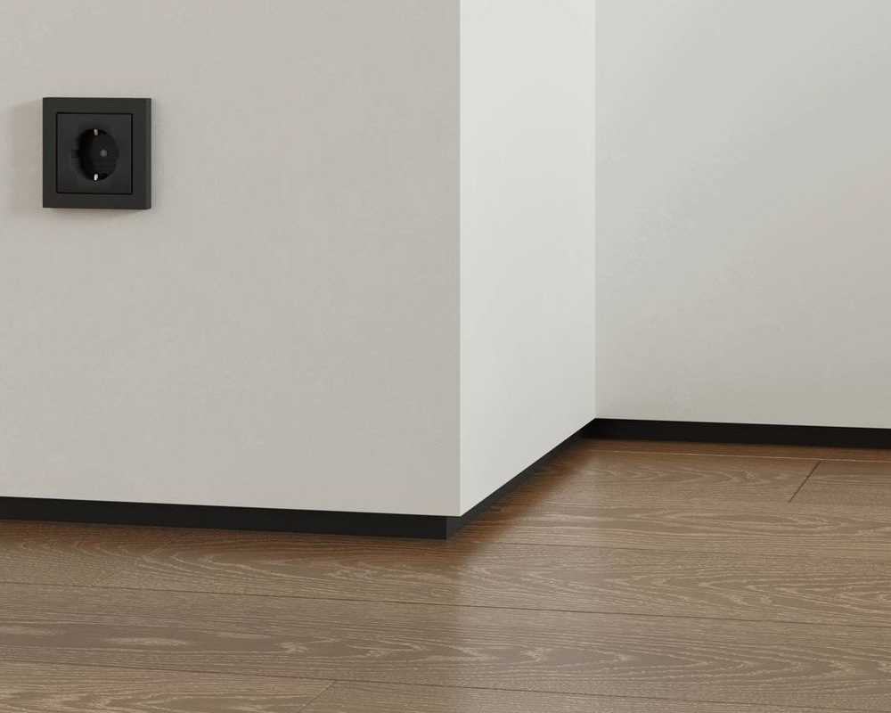 Теневой плинтус Лука Плт 55.2500.00