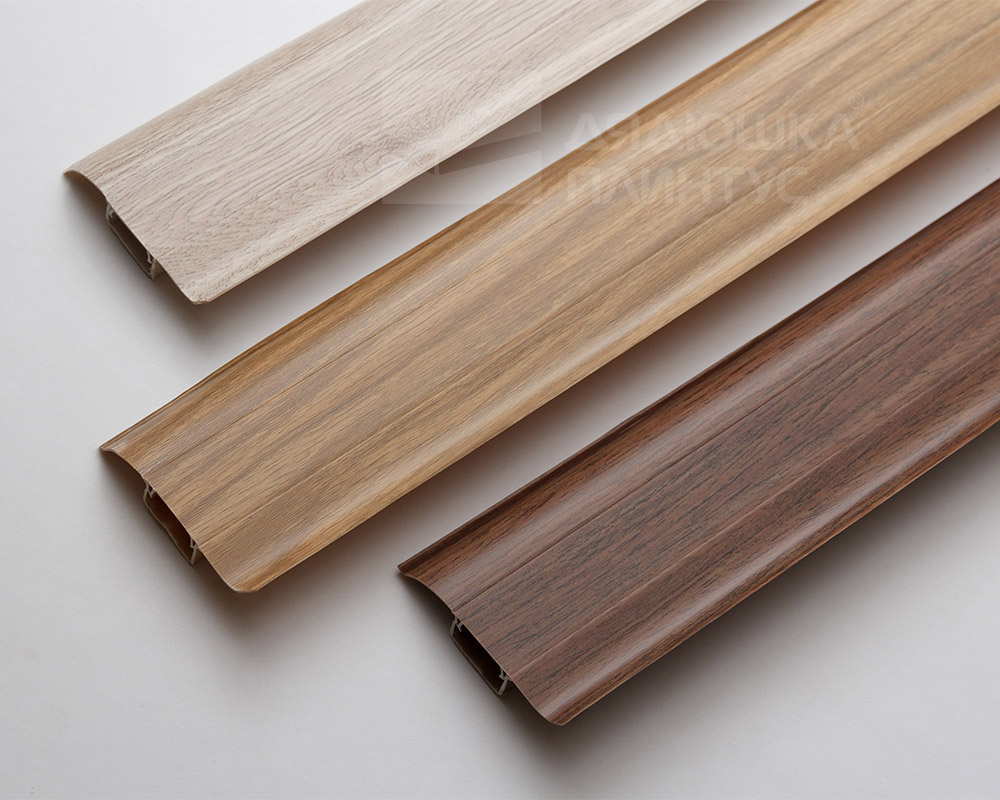 Плинтус ПВХ Идеал Классик 70мм 2,2м 208 Дуб мокко