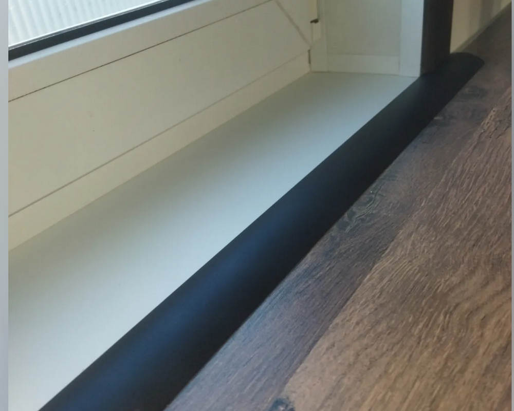 Порог одноуровневый ПС 04-3.1800.15 Черный