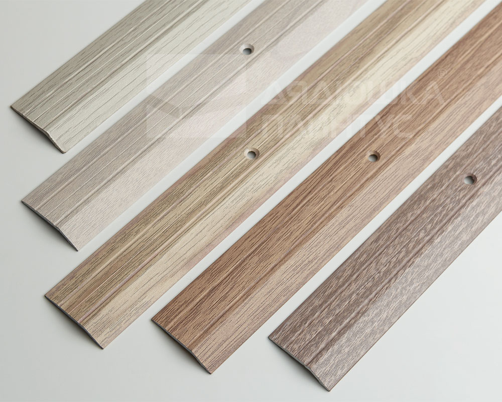 Порог разноуровневый ПР 03.900.02л Золото