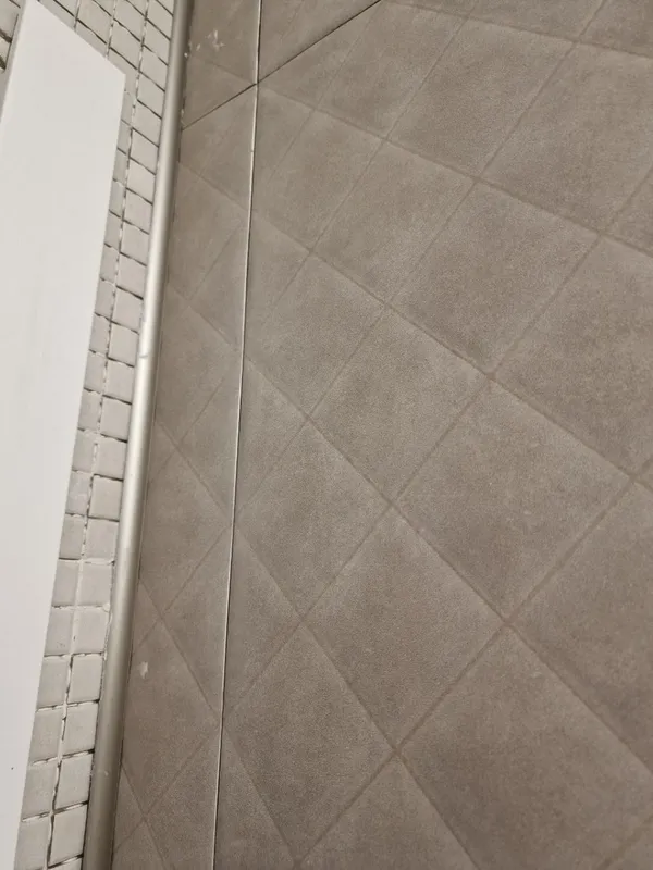 Профиль окантовочный ПК 06-12.2700.201л Серебро