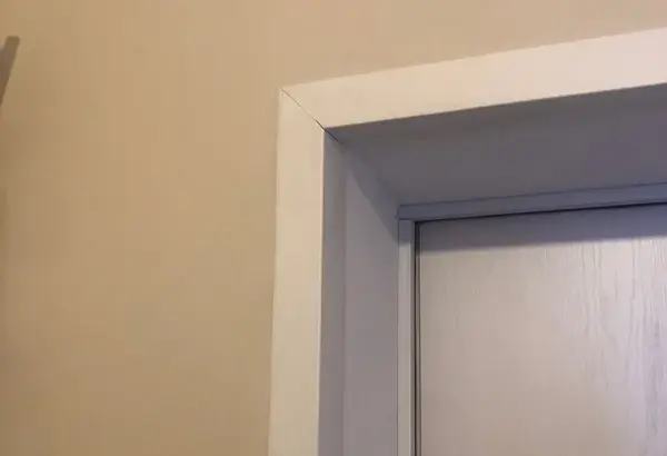 Угол декоративный Уп 15-27.2700.501л